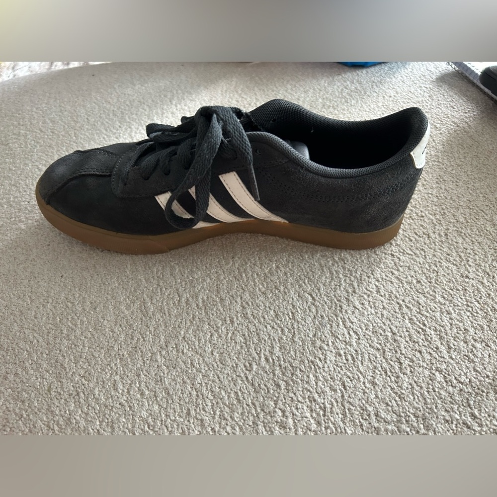 Adidas sneakers - Picture 4 of 5
